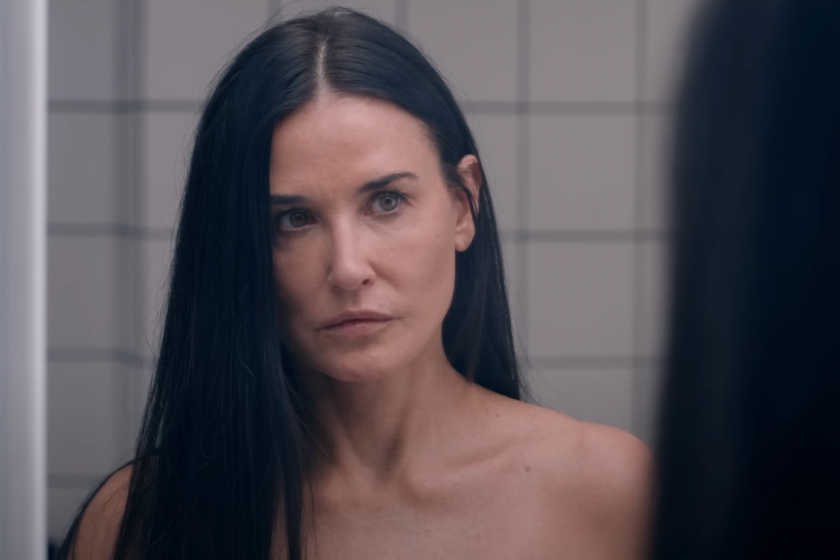 No filme A Substância, sobre pressão estética e preconceito sobre envelhecimento, Demi Moore dá vida à Elizabeth Sparkle